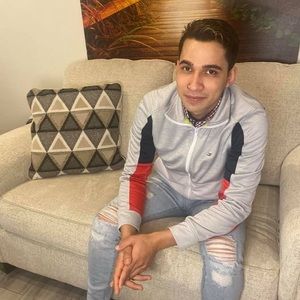 Meet your Posher, Josue